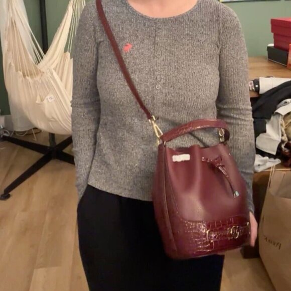 NWT！NEW！Michael Kors Reed Bucket Bag Crocodile Embbossed Leather Belted -Oxblood - Picture 15 of 15